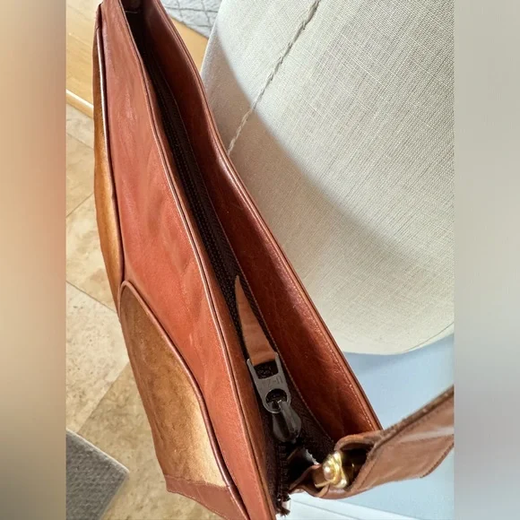 Vintage Leather Satchel with Fur Hide Panels - Picture 4 of 10